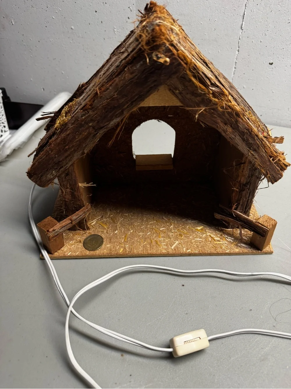 Rustic‎ Wooden Nativity with Bark Roof - Brown